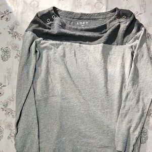 LOFT Gray Long Sleeve Top